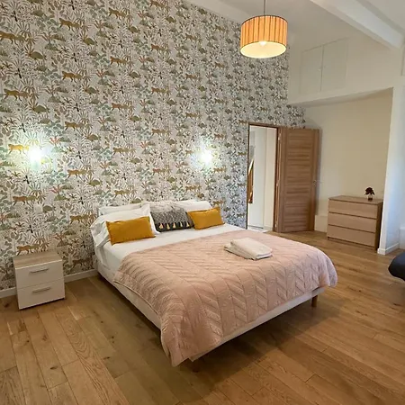 For 10 People - Rer D - Parc Asterix - Cdg *